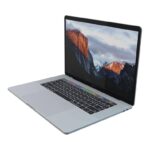 Mackbook pro 15 2018 core i9 32/500GB, 4GB Graphics, Touch bar